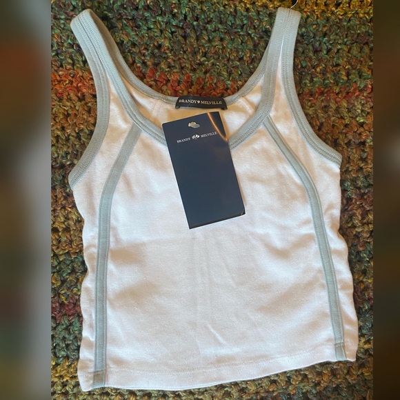 Brandy Melville Crop Top Bundle - Picture 2 of 4